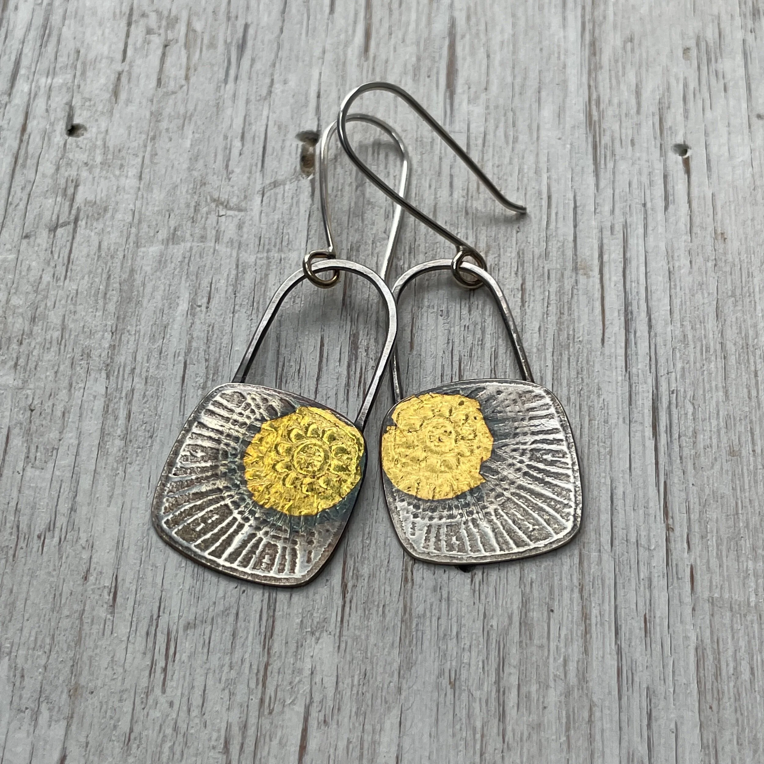 52D93D0F-F744-442A-AD7A-7B6086B2B9FB