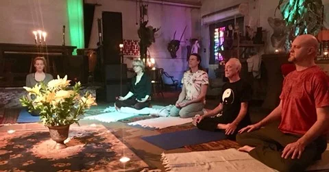 meditation+circle+at+brants+studio.jpg