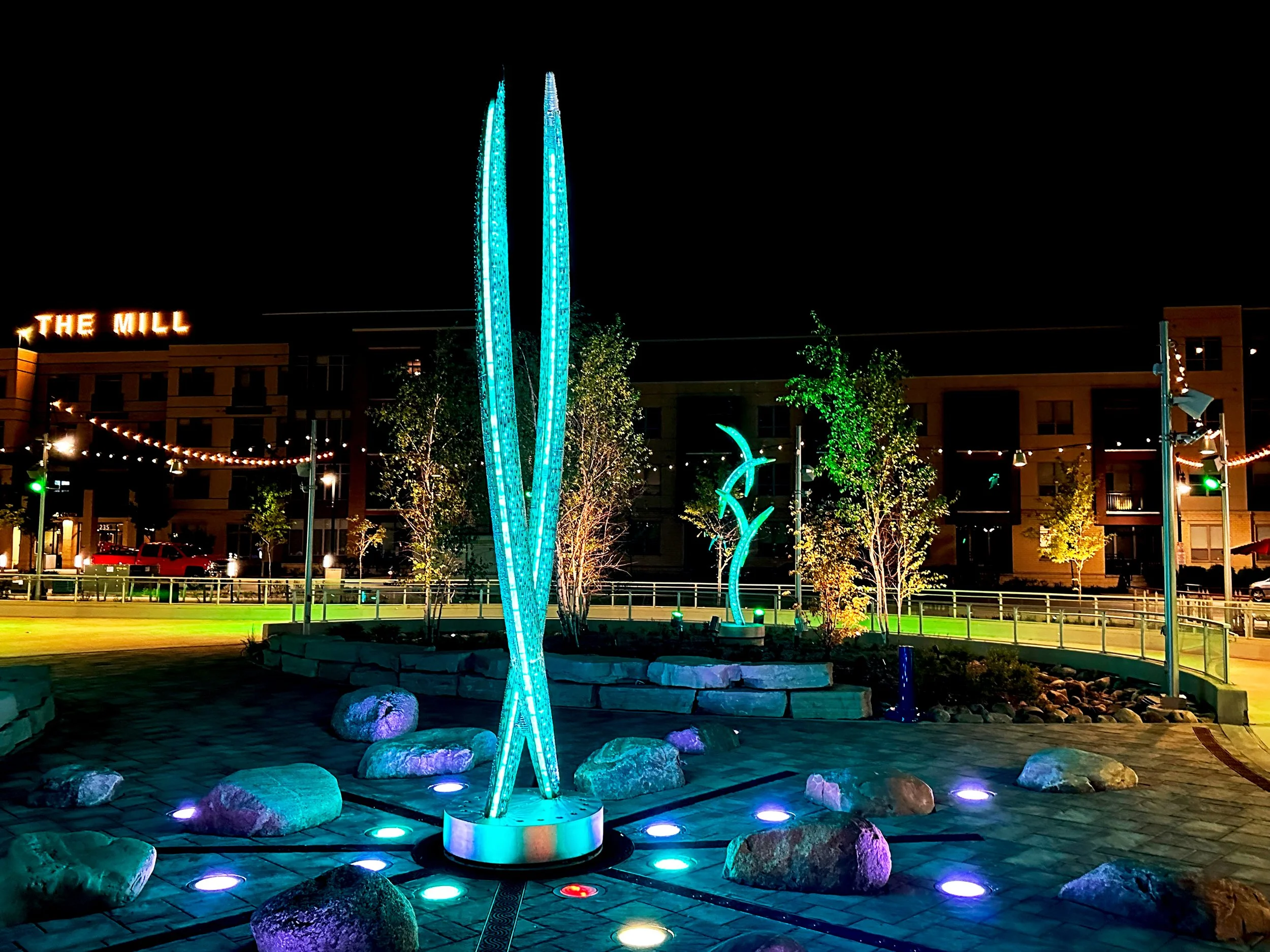 ILLUMINATED ARCS, IRONWORKS PLAZA, MISHAWAKA, INDIANA — JAMES BRENNER ...