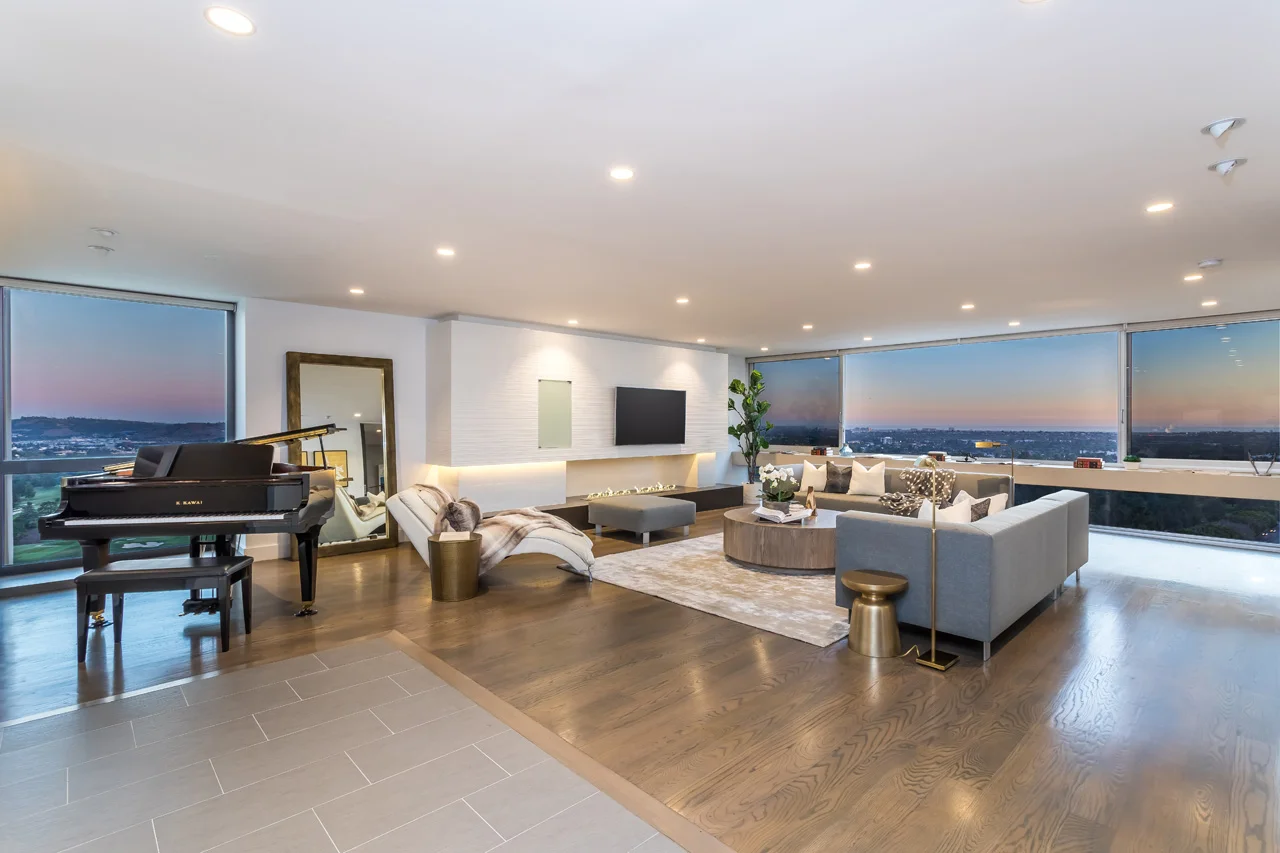 3 - 2222 Avenue of the Stars Unit 1902 - MLS & Instagram Size (36).jpg