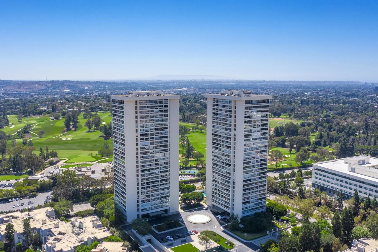25 - 2222 Avenue of the Stars Unit 1902 - MLS & Instagram Size (35).jpg