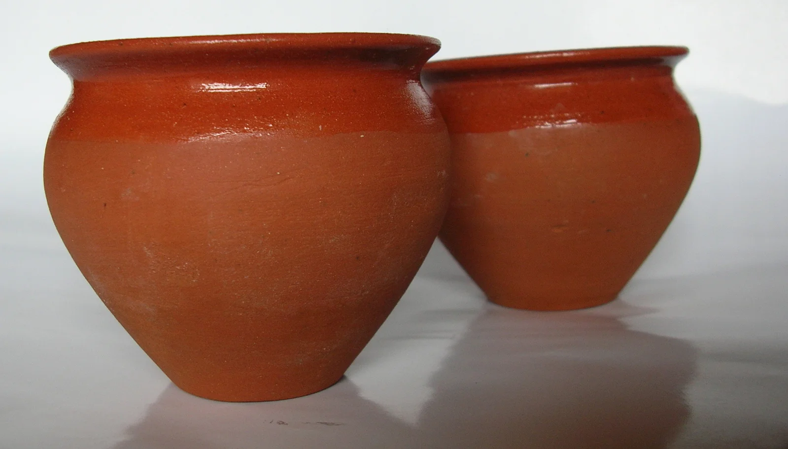 Reach out your hand if your pots be empty / If your pots are full, may they be again.