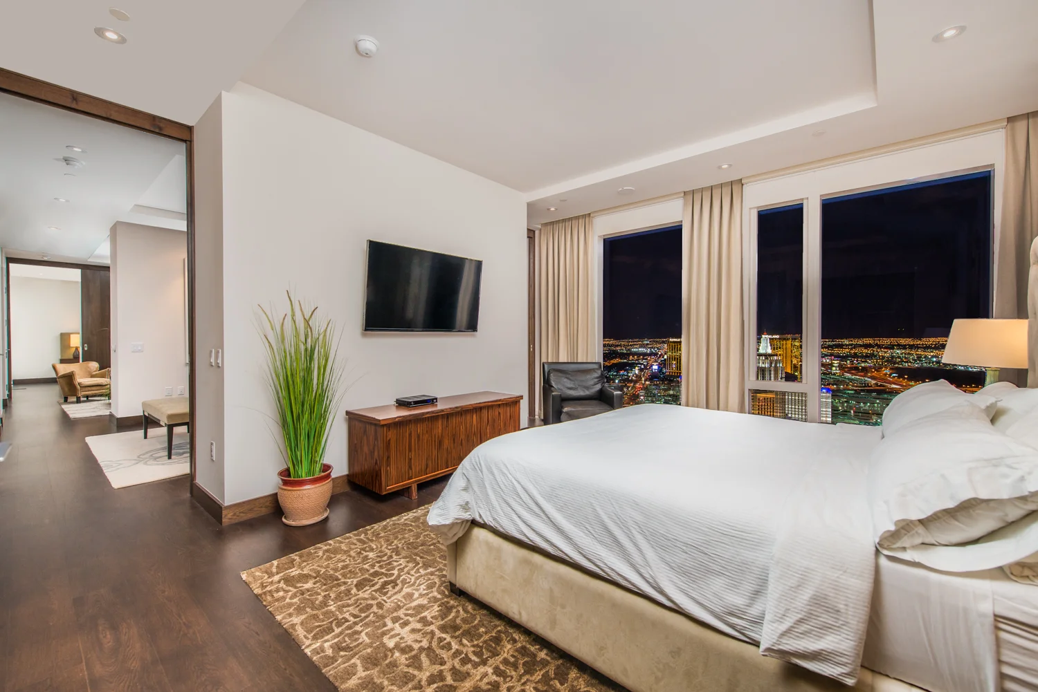Bedroom 2-Kitchen-diningroom access.jpg