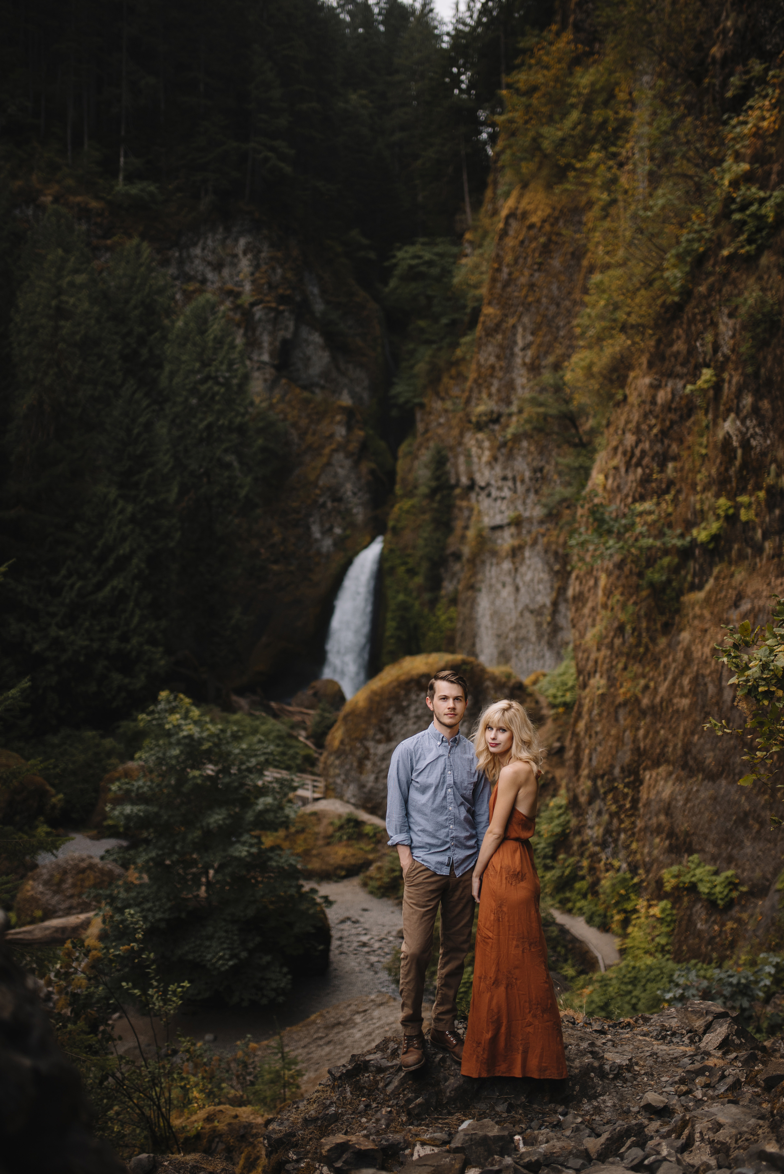 Columbia River Gorge Oregon Adventure Couples Photographer 108.jpg