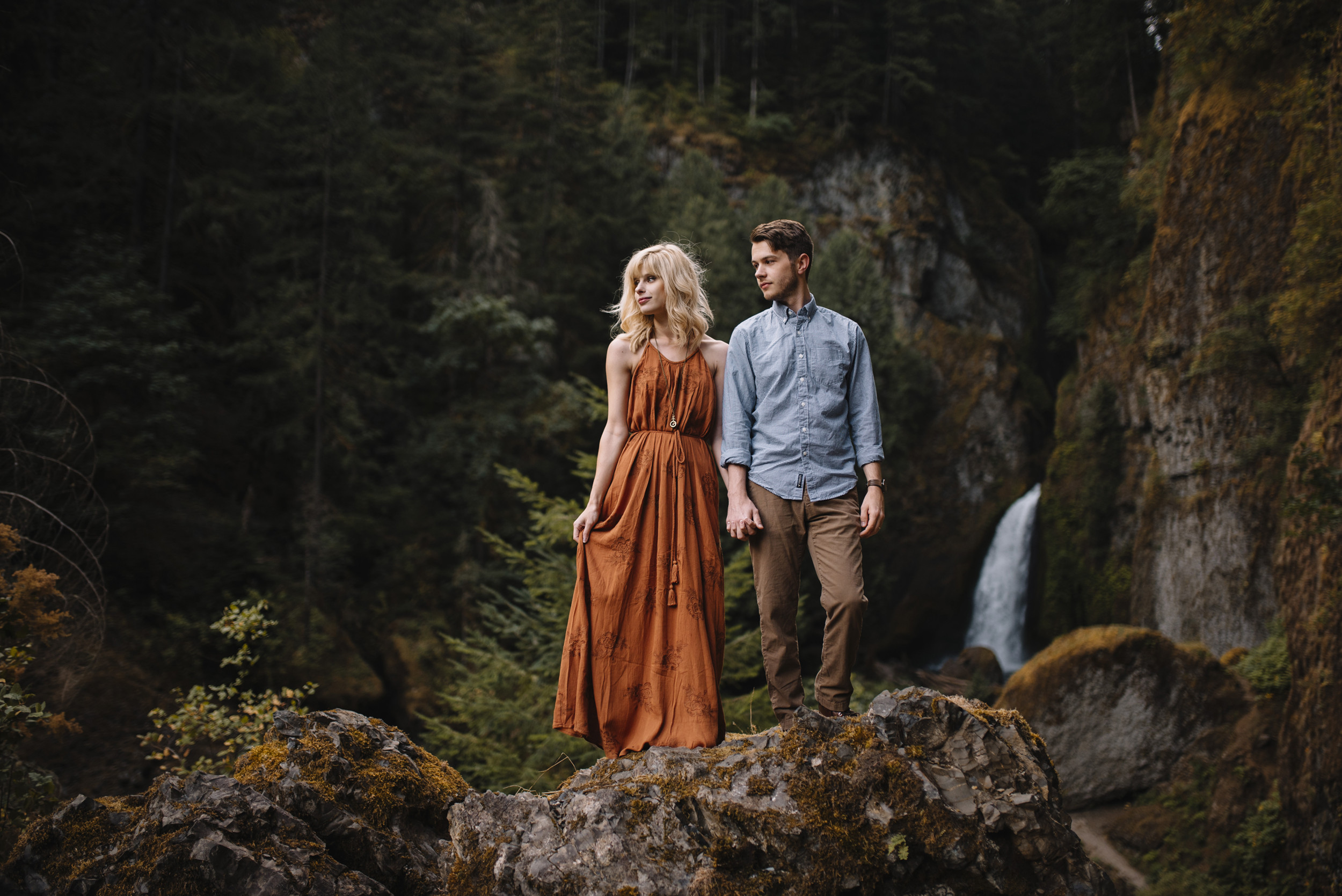 Columbia River Gorge Oregon Adventure Couples Photographer 142.jpg