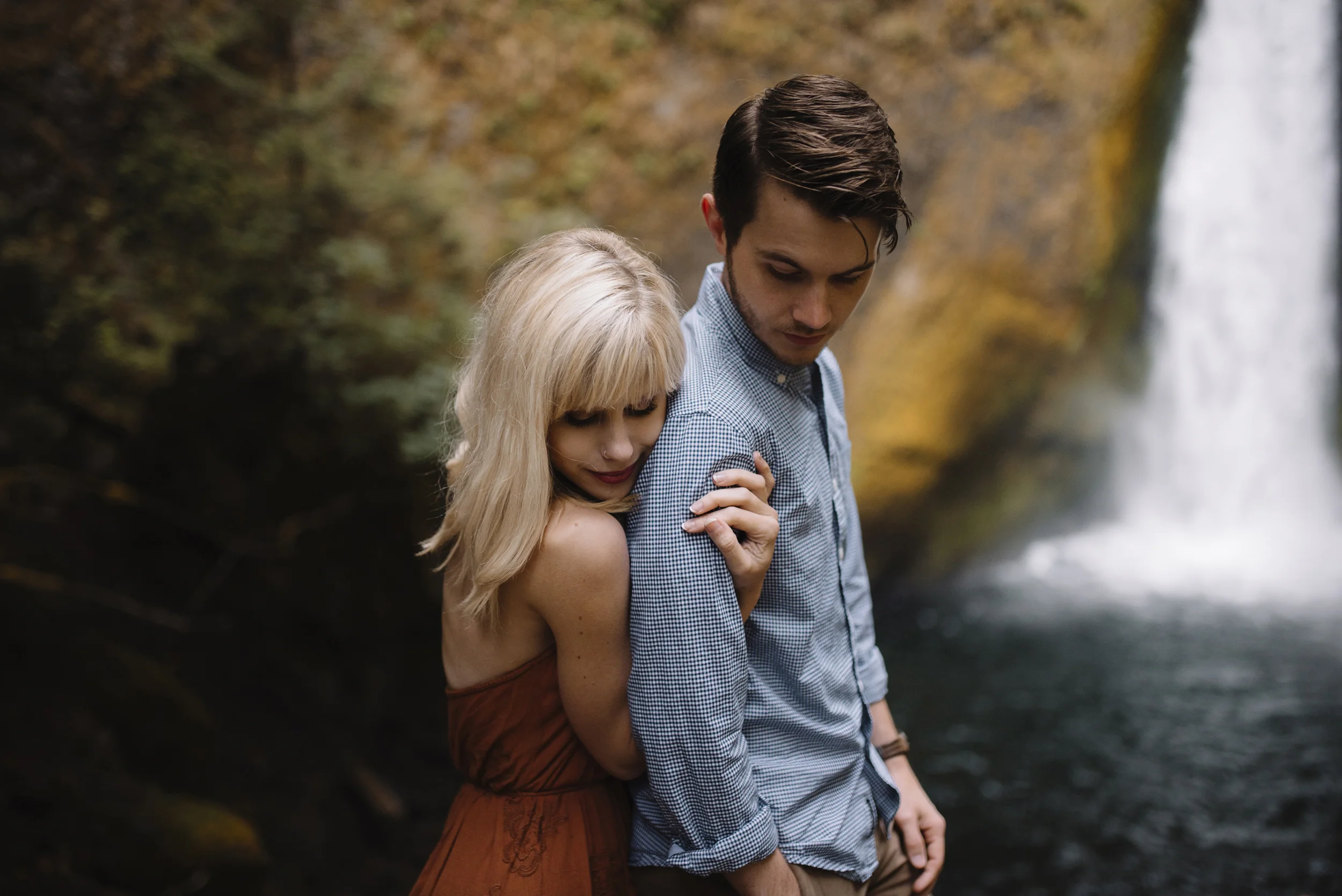Columbia River Gorge Oregon Adventure Couples Photographer 157.jpg