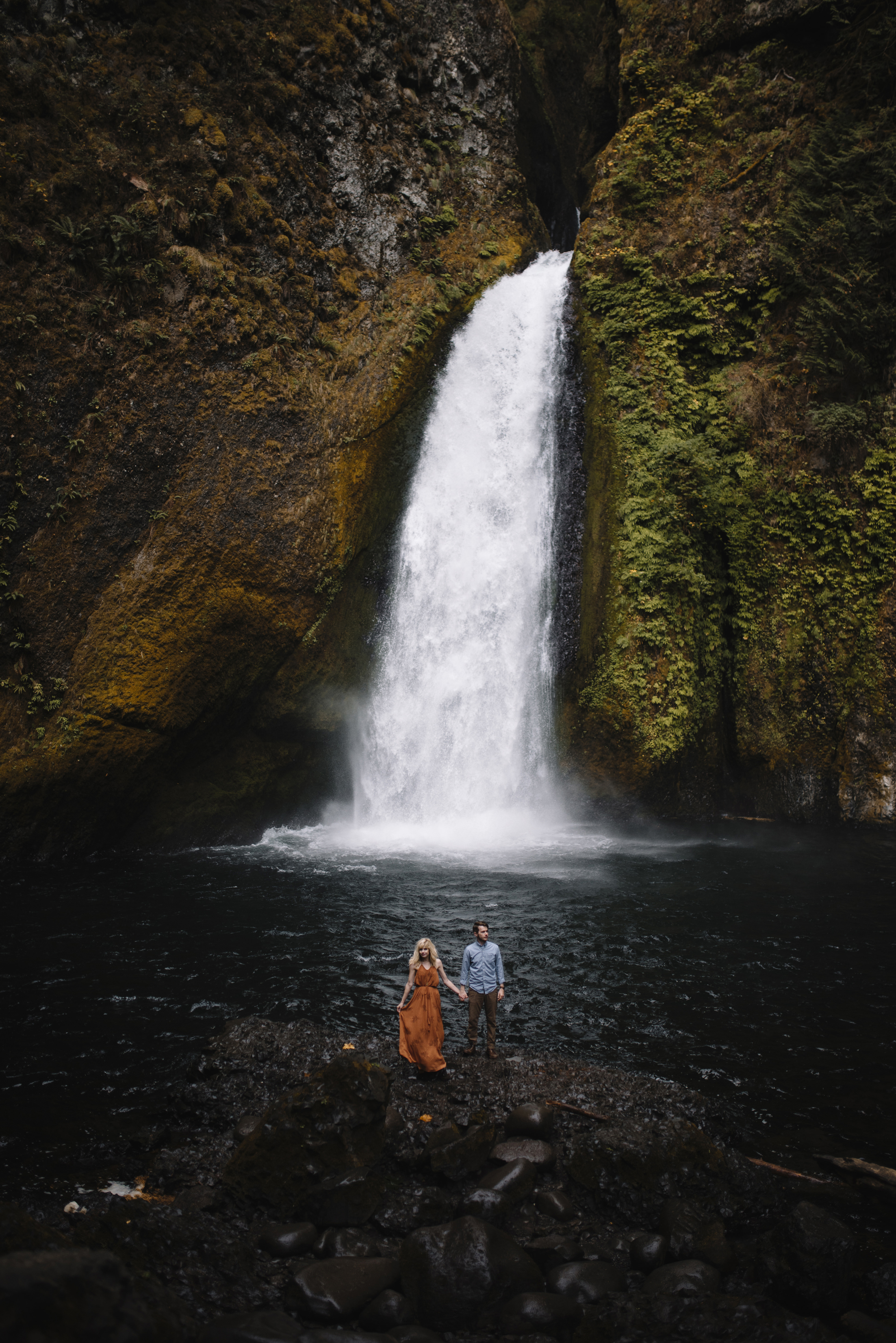 Columbia River Gorge Oregon Adventure Couples Photographer 253.jpg