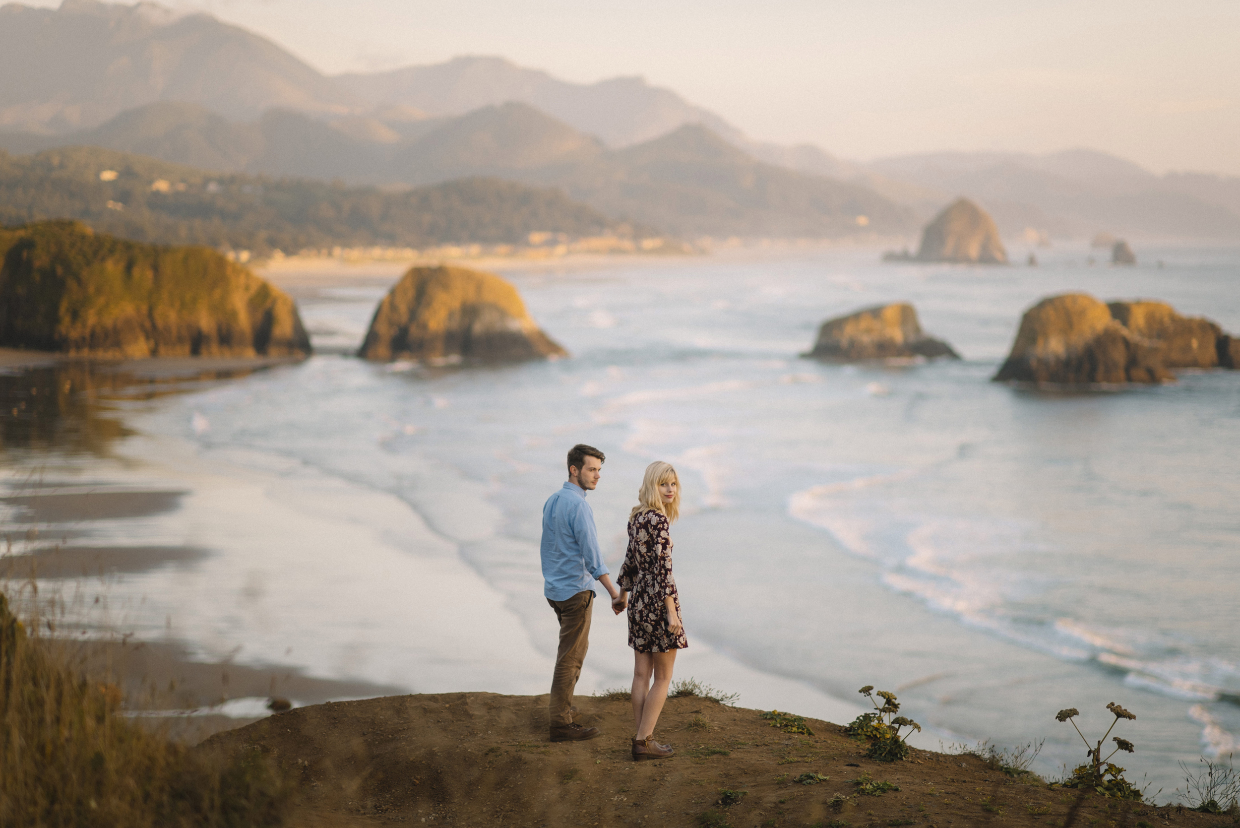 Cannon Beach Oregon Coast Adventure Couples Photographer 88.jpg