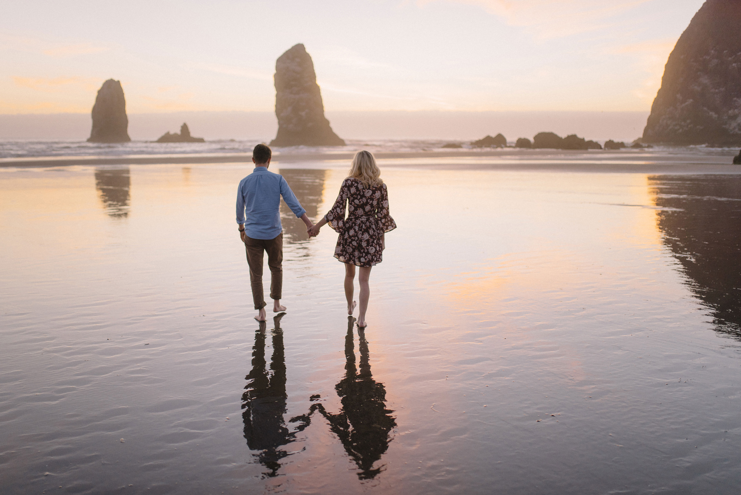 Cannon Beach Oregon Coast Adventure Couples Photographer 136.jpg