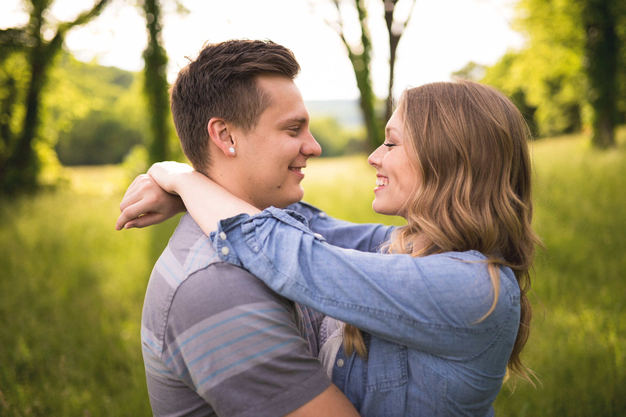 Colby and Jess-Buffalo-River-Arkansas-Engagement-Photography17.jpg