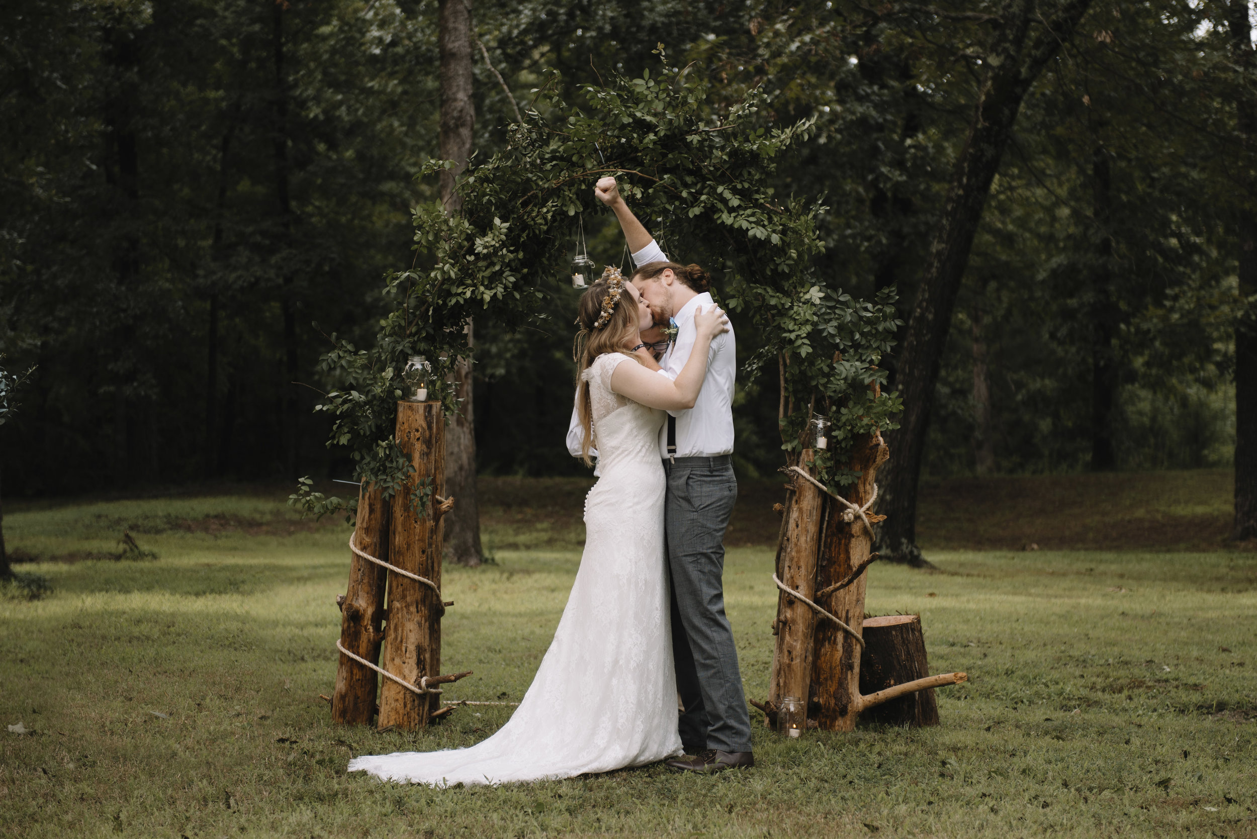 Colby and Jess-Fort-Smith-Arkansas-Wedding127.jpg