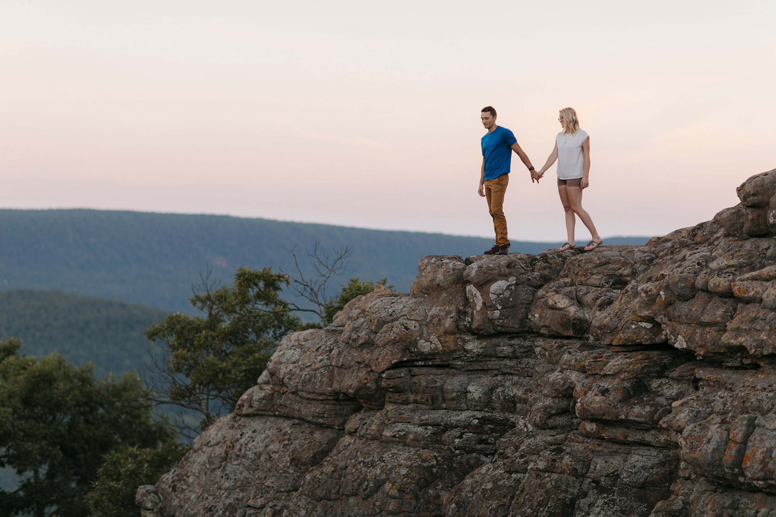 Buffalo-River-Arkansas-Sams-Throne-Adventure-Engagement-Photographer4.JPG