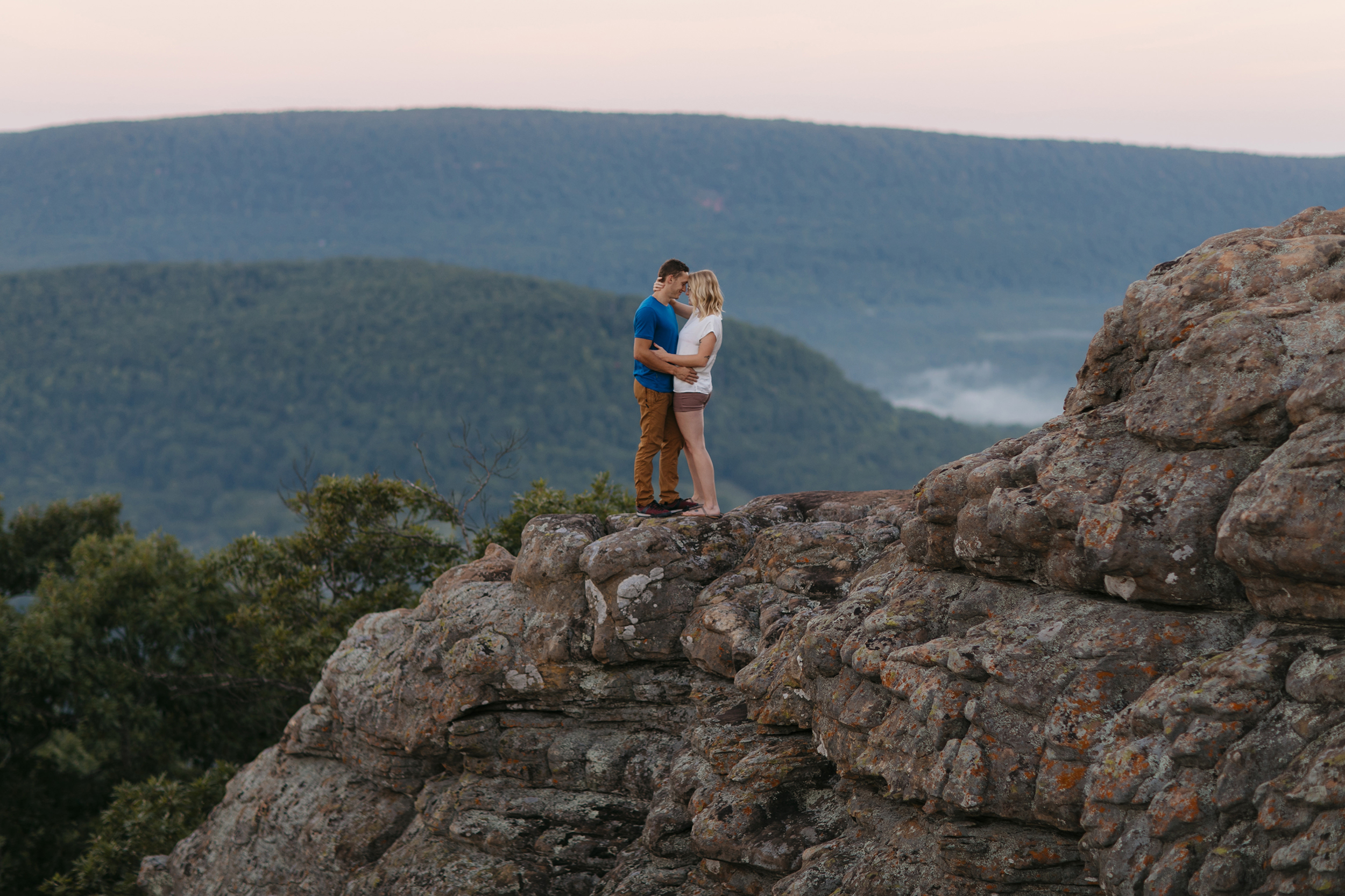 Buffalo-River-Arkansas-Sams-Throne-Adventure-Engagement-Photographer6.JPG