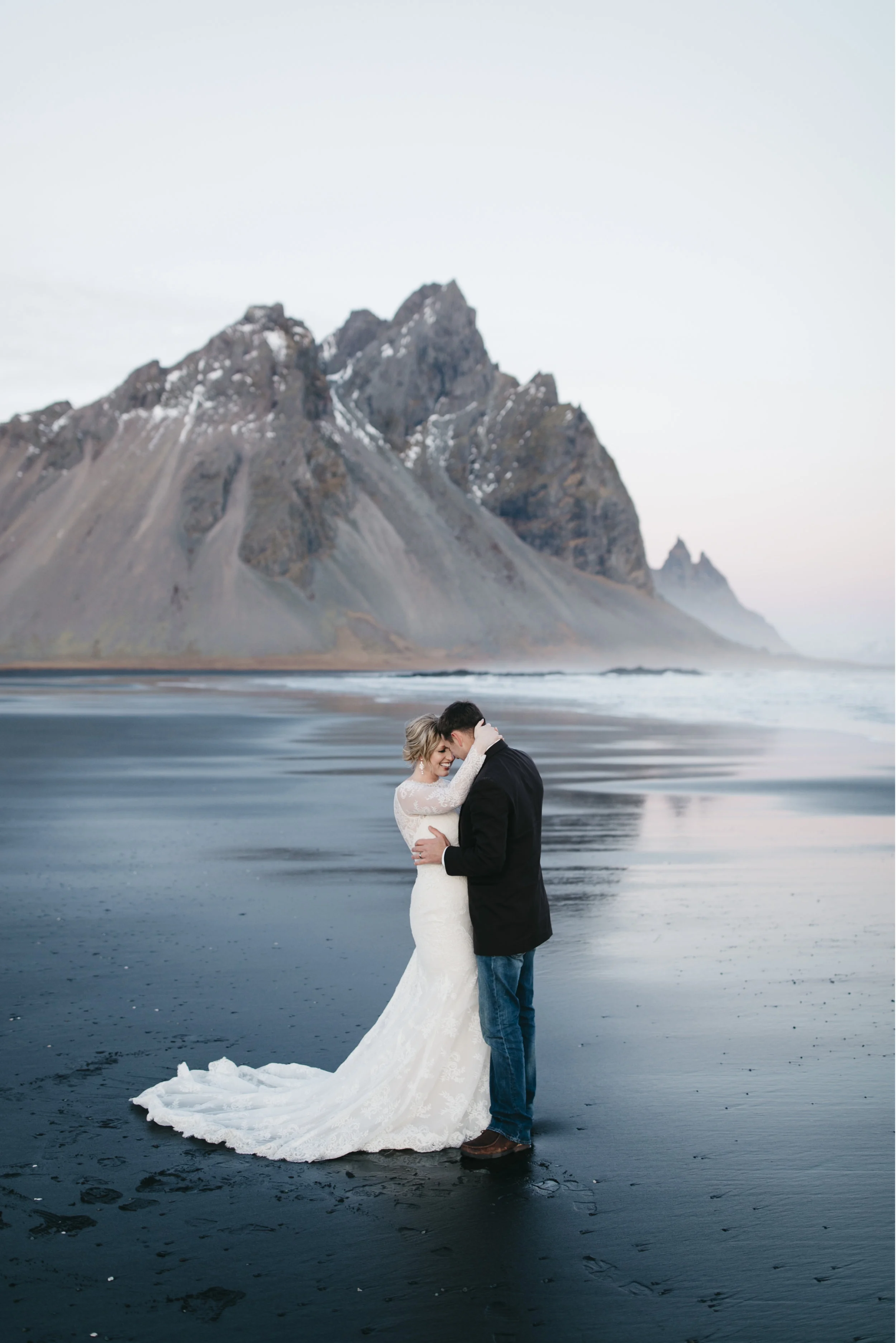 iceland-elopement-photographer2.jpg