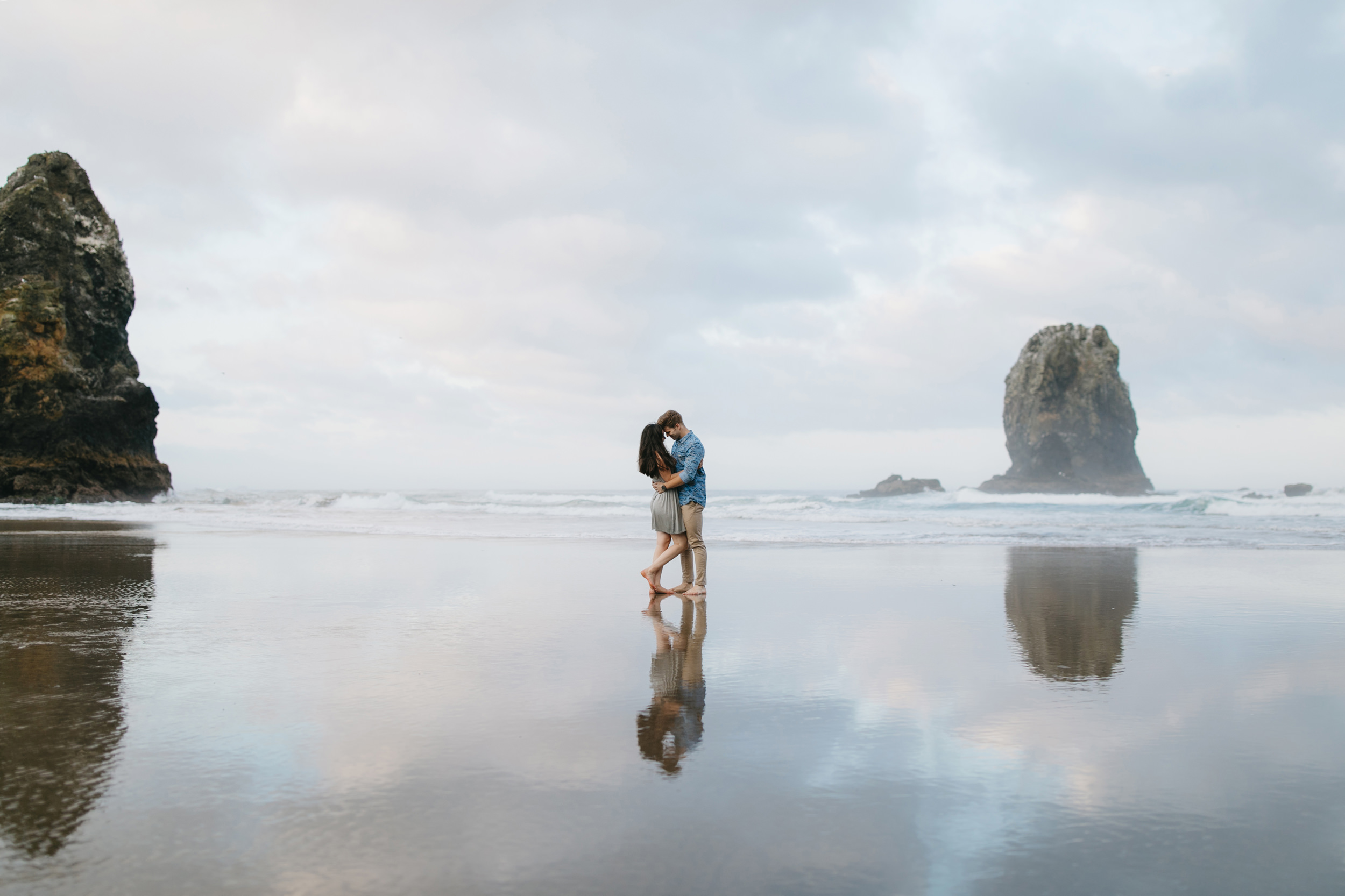 Cannon-Beach-Adventure-Engagement-Photography-Oregon-Destination-Elopement-Photographer66.JPG