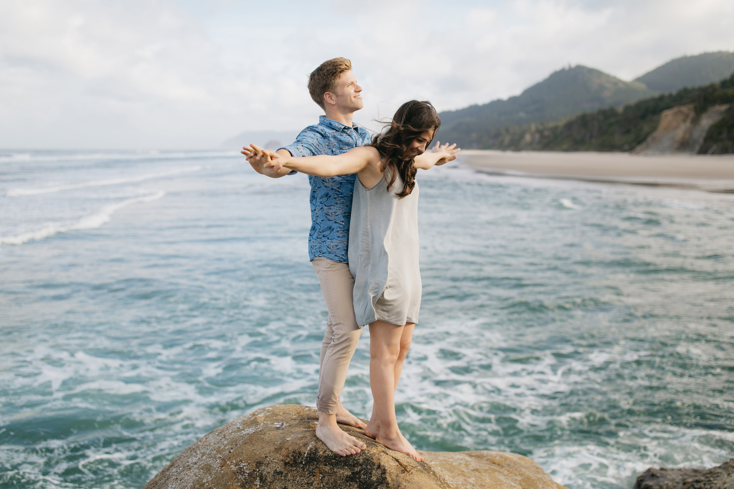 Hug-Point-Adventure-Engagement-Photography-Oregon-Destination-Elopement-Photographer105.JPG