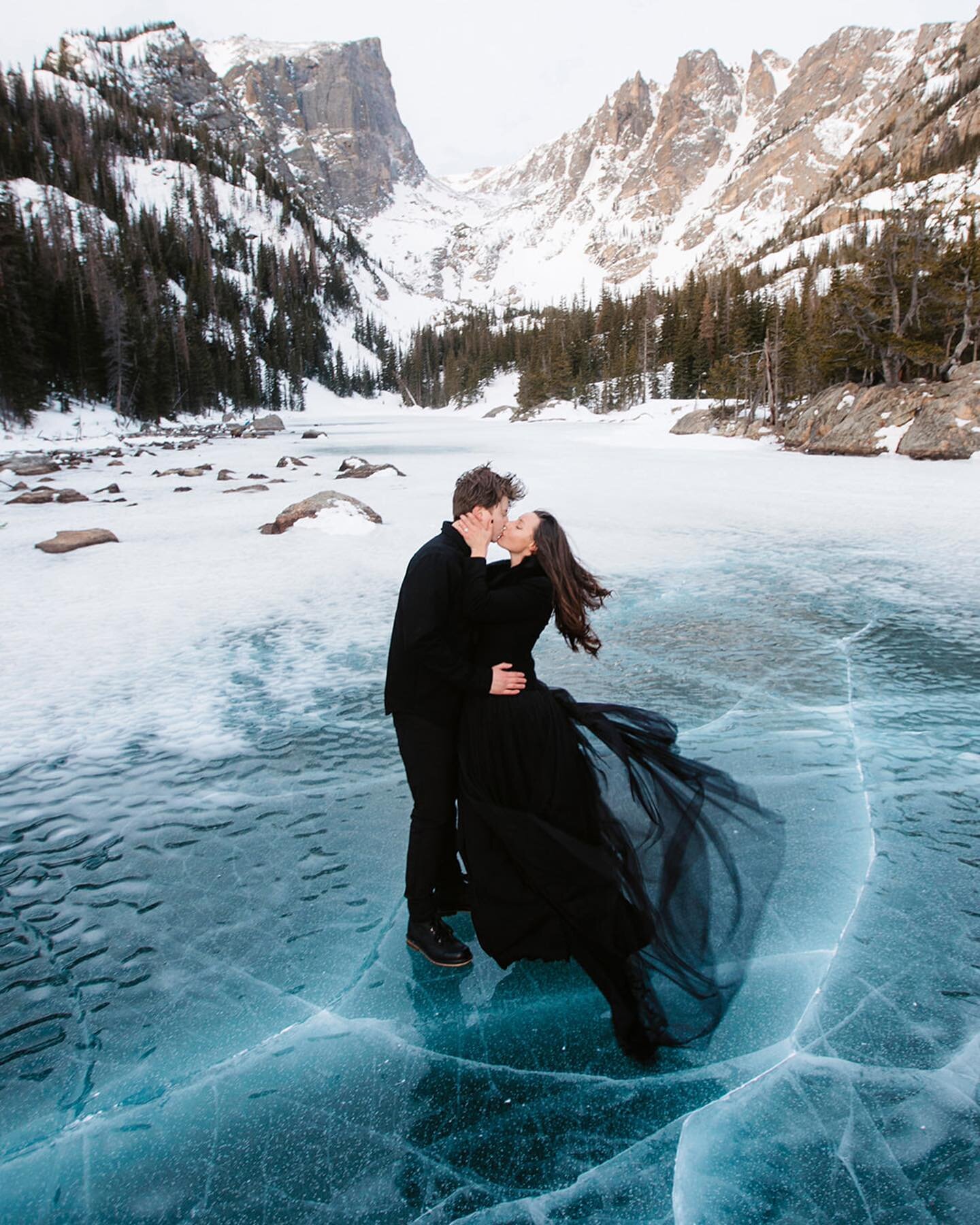 It&rsquo;s somehow December already, which is completely insane. But we&rsquo;re celebrating Christmas month with Relient K Christmas music, and a throwback to the most epic winter photos I&rsquo;ve ever done. 💙❄️