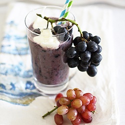 Grape & Flaxseed Smoothie