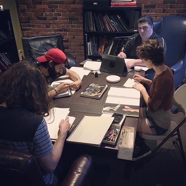 So studious! A few of our students spend time after hours studying anatomy and sketching. #figurepainting #figuredrawing #anatomy #friends #friendshipgoals #araboston #academyofrealistart