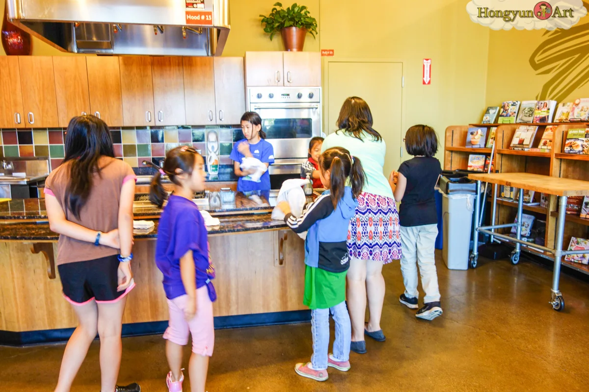 20130708-HYA-Summer-Camp-ArtExplorers-03174.jpg