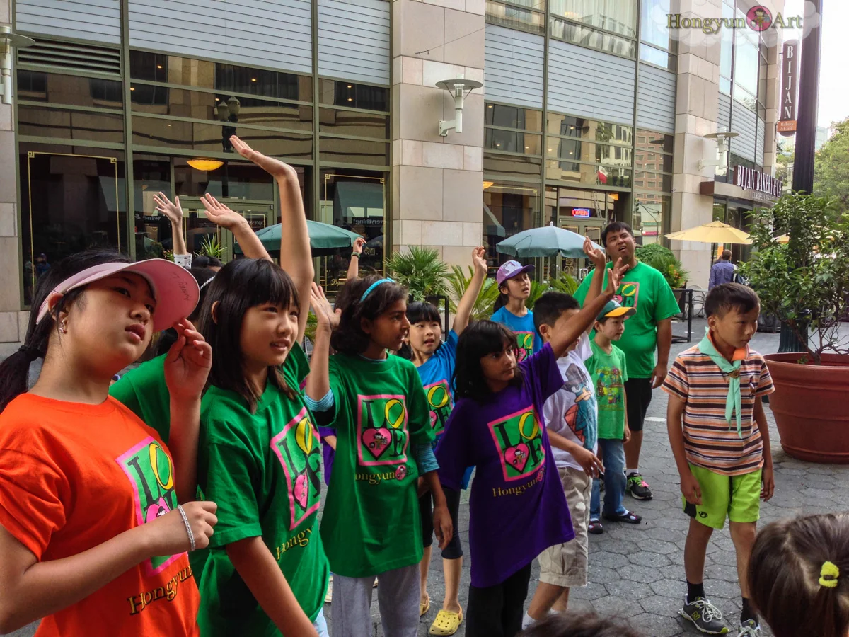 20130722-HYA-Summer-Camp-ArtExplorers-048.jpg