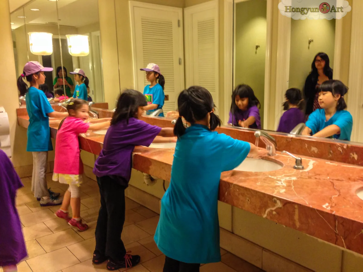 20130722-HYA-Summer-Camp-ArtExplorers-052.jpg