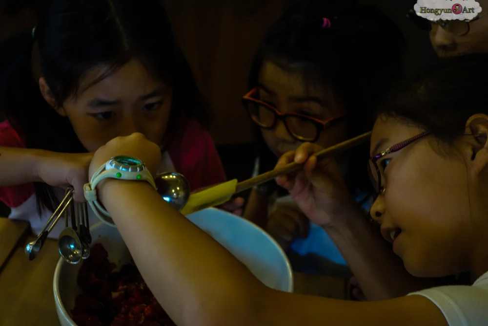 Hongyun-Art-20130805-Art-Explorers-Camp-199.jpg