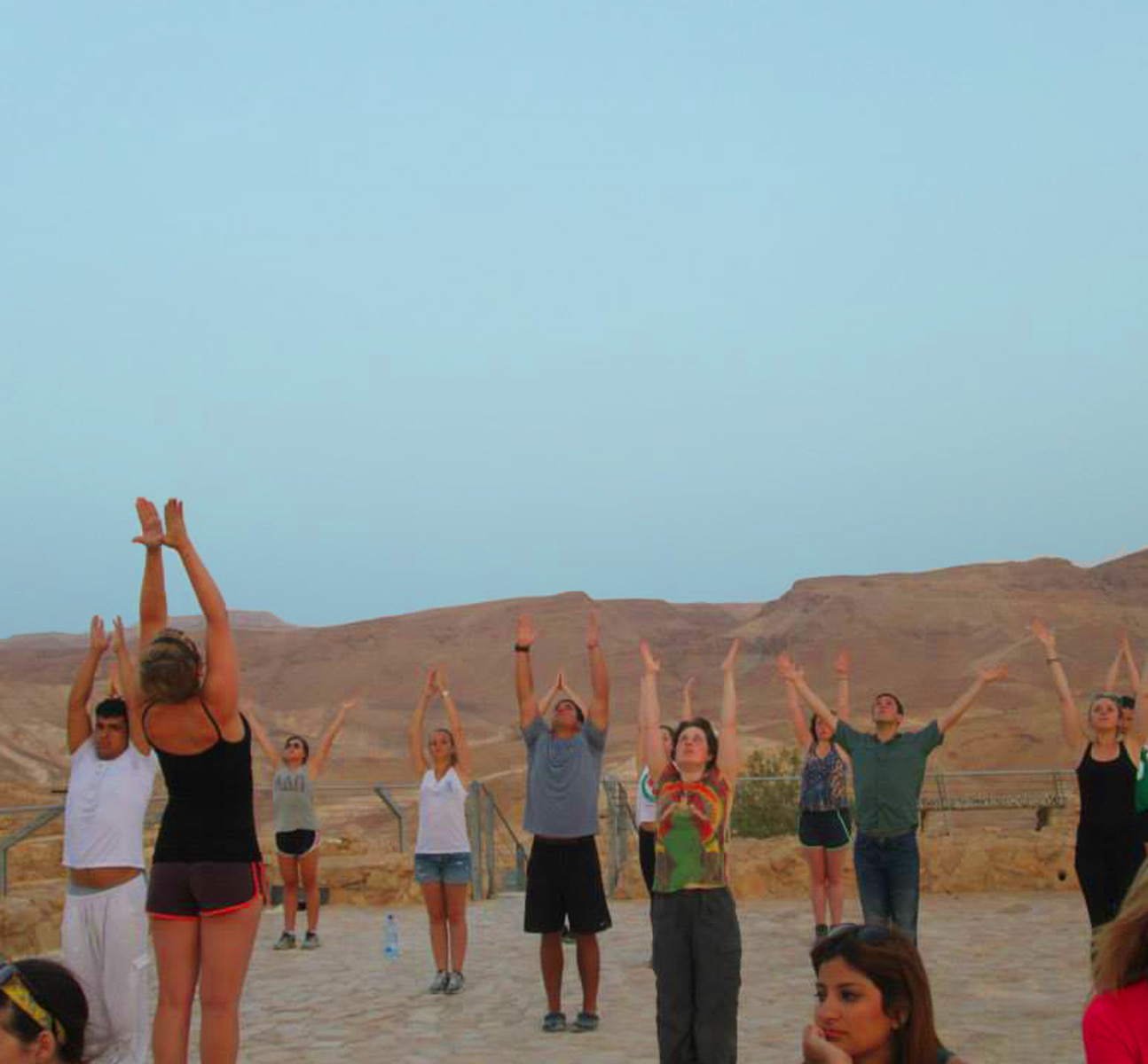 desert yoga.jpg