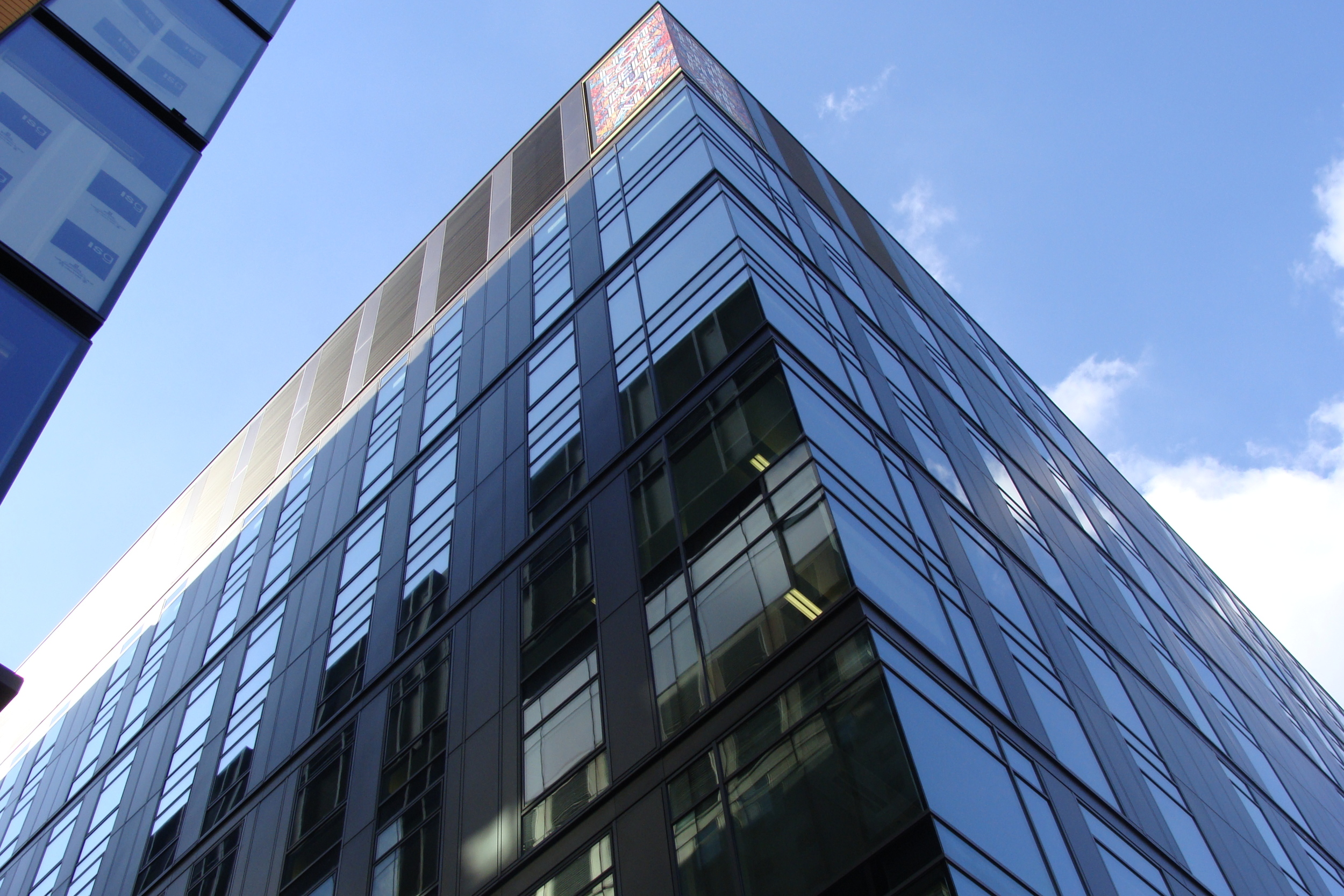 London office building that achieved sustainability performance in the top 1% of UK non-domestic new buildings