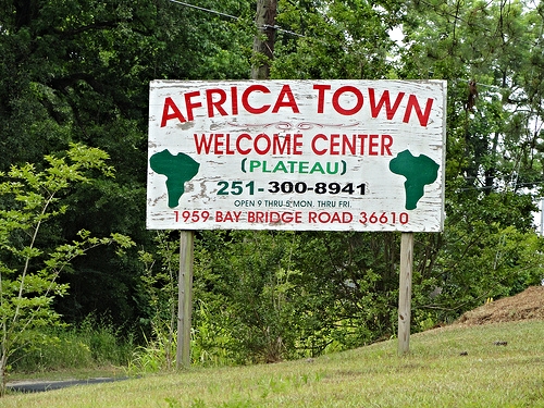 africa-town-01.jpg