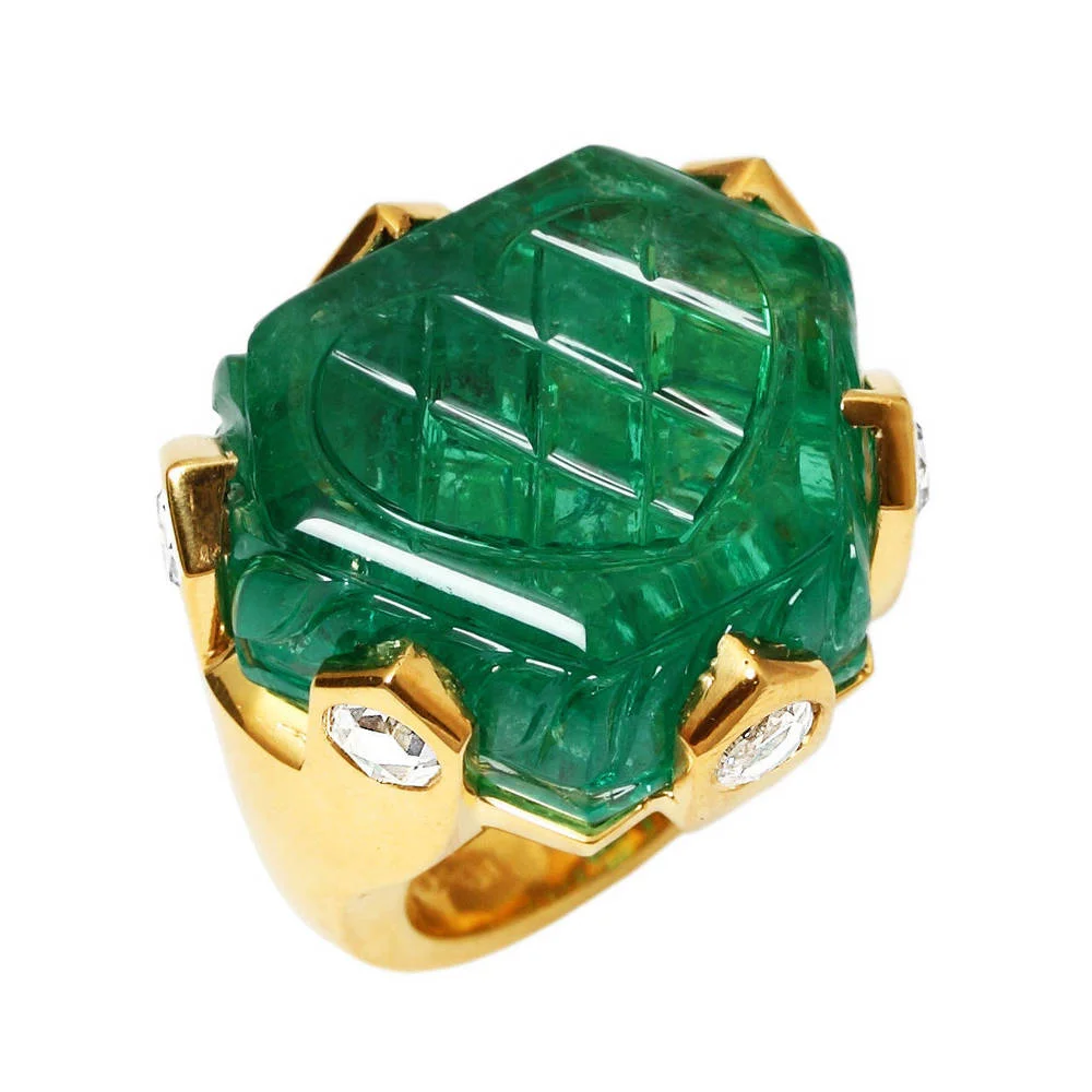 Carved Colombian Emerald Diamond Gold Mughal Style Ring