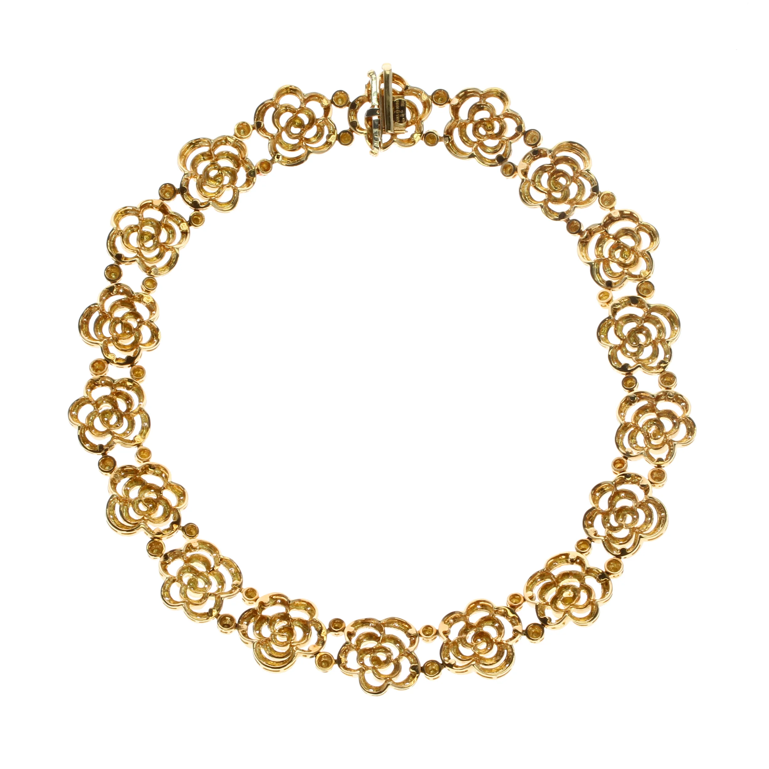 VCA_18KYGDIA-NECKLACE-BACK.jpg