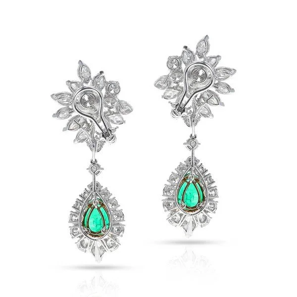 van-cleef-and-arpels-emerald-and-diamond-platinum-earrings-imgB.jpg