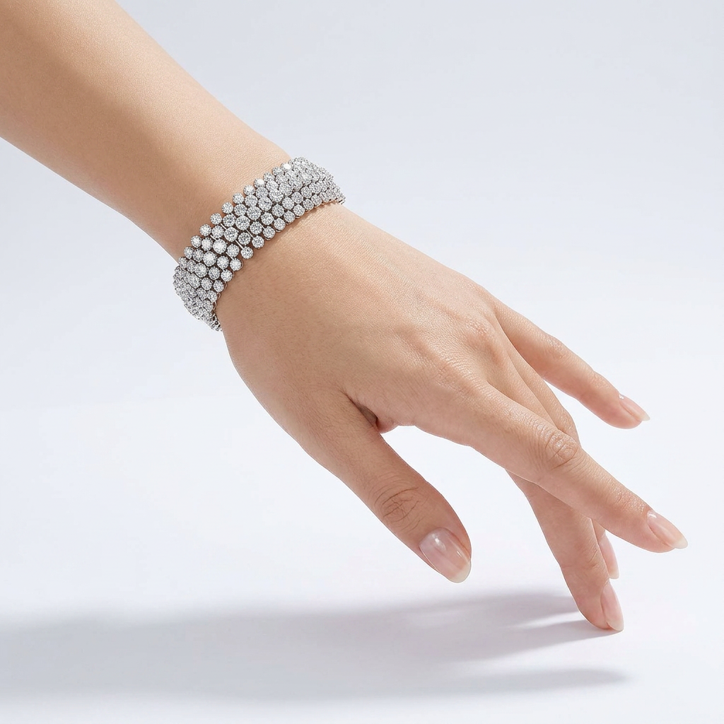 van_cleef_diamond_5row_bracelet.png