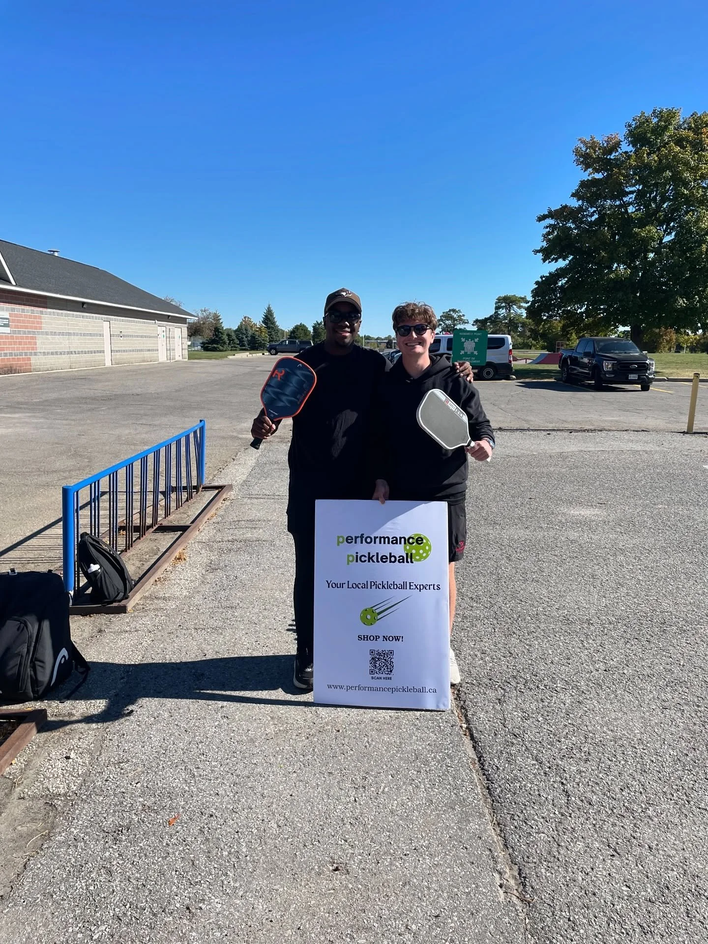 We had the pleasure of partnering up with @pspcfsgog to host @soldieroncanada for an introductory Pickleball session at the PSP Uplands Center. 

20 participants got to enjoy a beautiful fall morning session run by our staff. Thank you to Joel, Keena