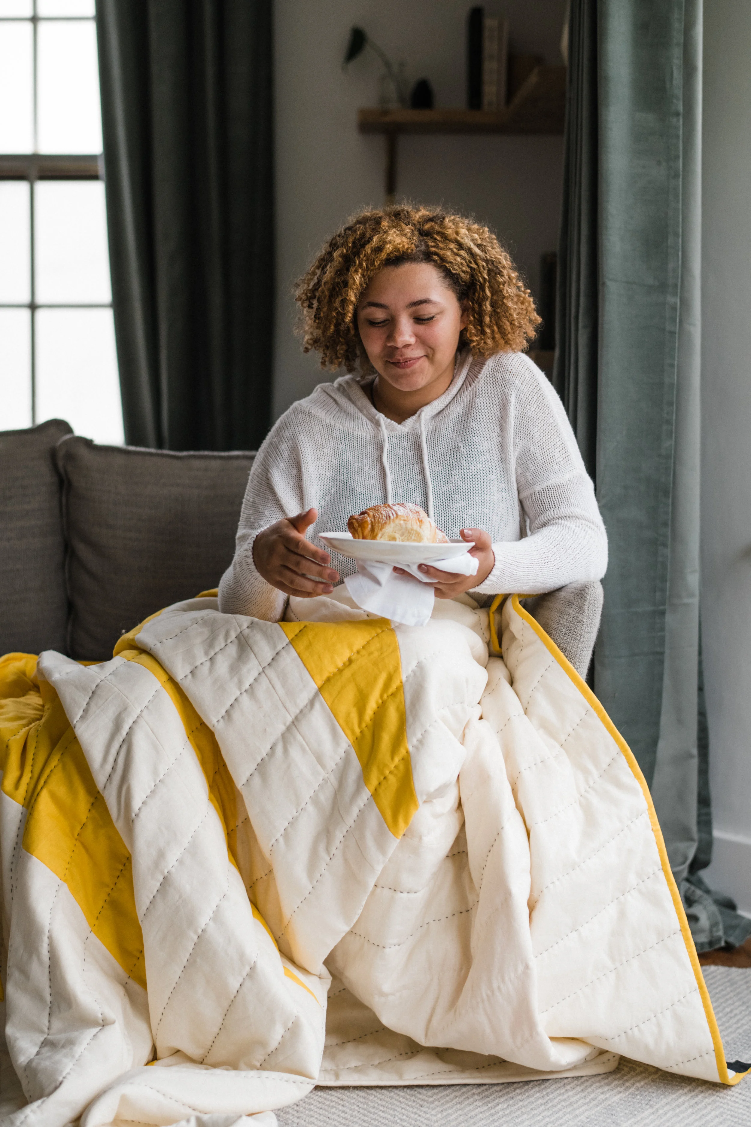 Riane Vessel Quilt Lifestyle3795.jpg