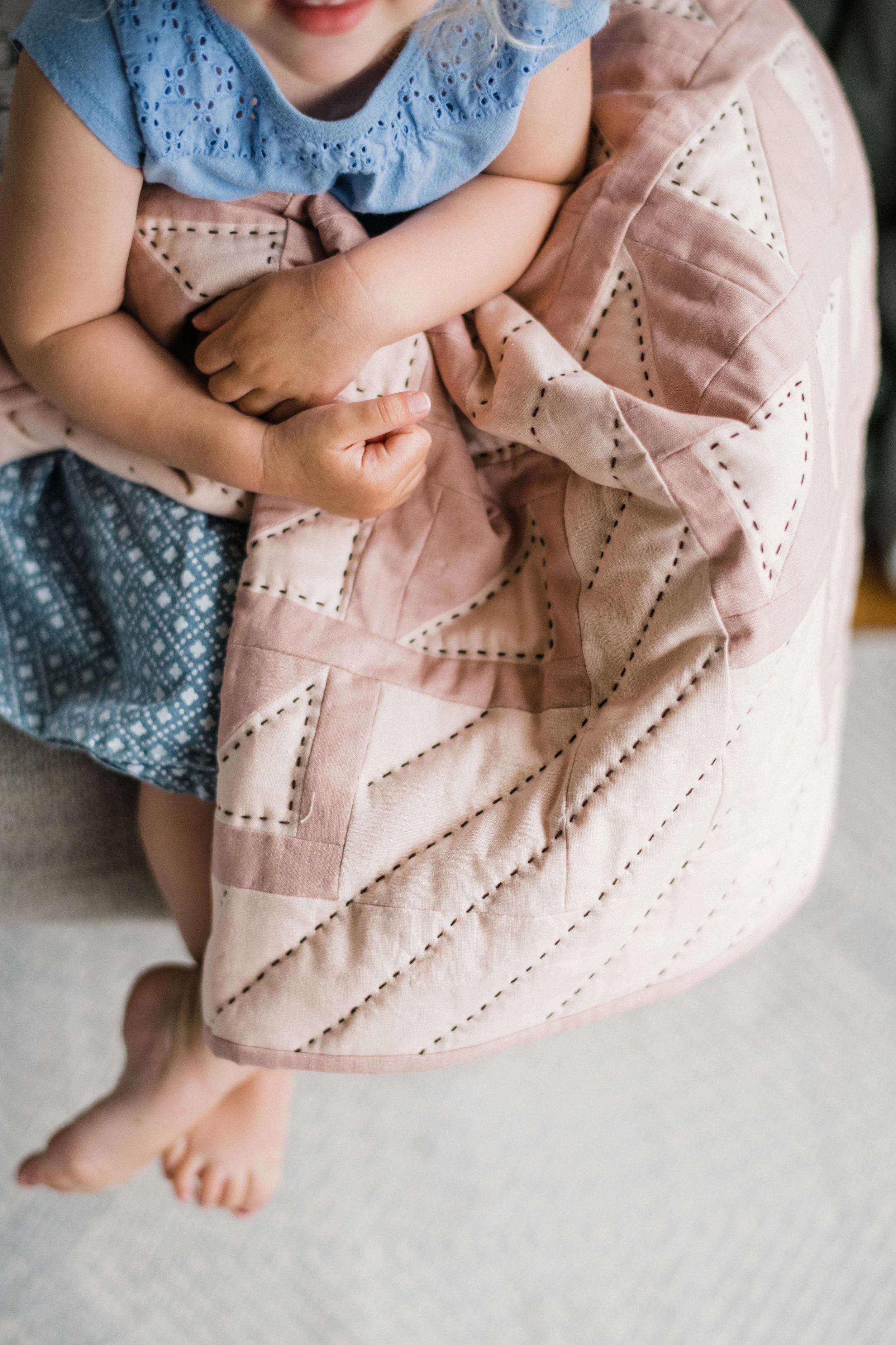 Riane Vessel Quilt Lifestyle2052-2.jpg