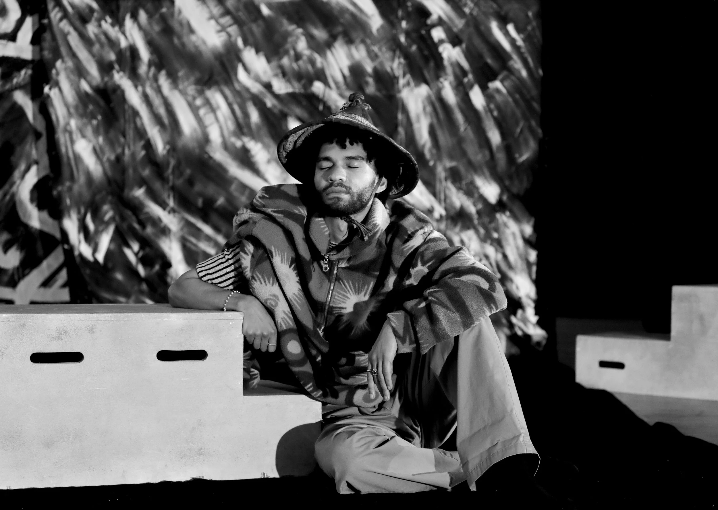 2023_Leo_Robinson_Digital_018_BW.jpg