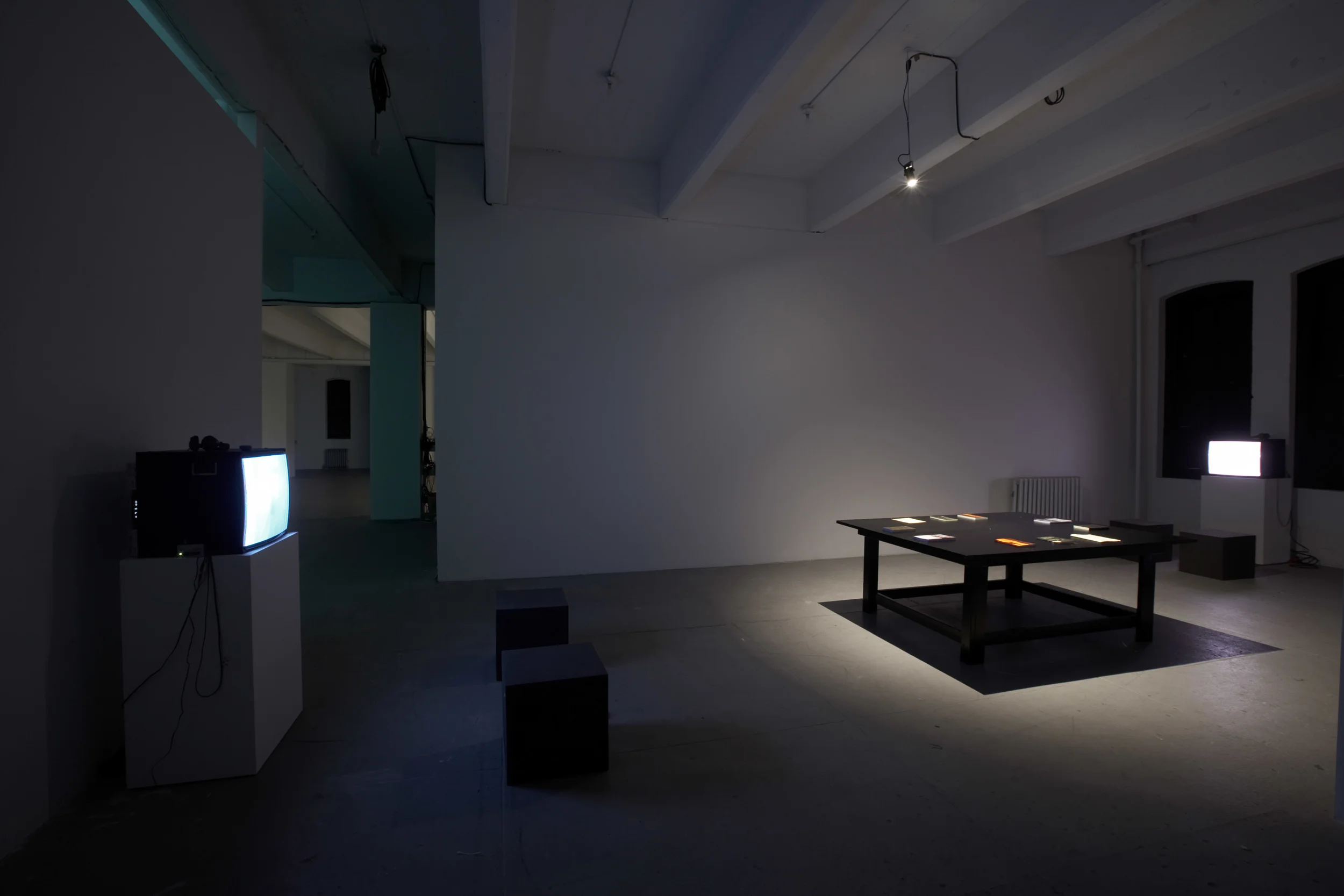 Reading Table