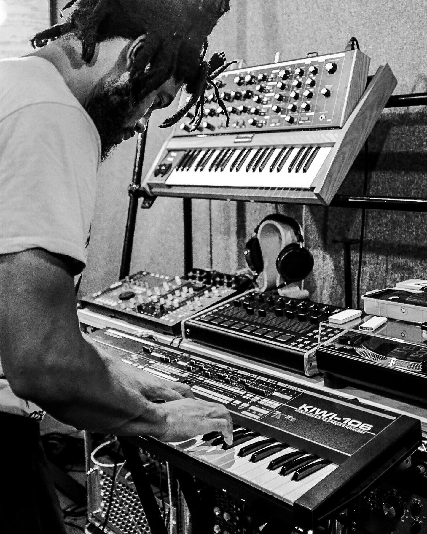 Shot taken from the latest session at @delayhaus with @tyroneisaacstuart laying down the final arrangements for his next release forthcoming on @newsoilmusic. After searching for &lsquo;something&rsquo; special to complete an opening arrangement, we 