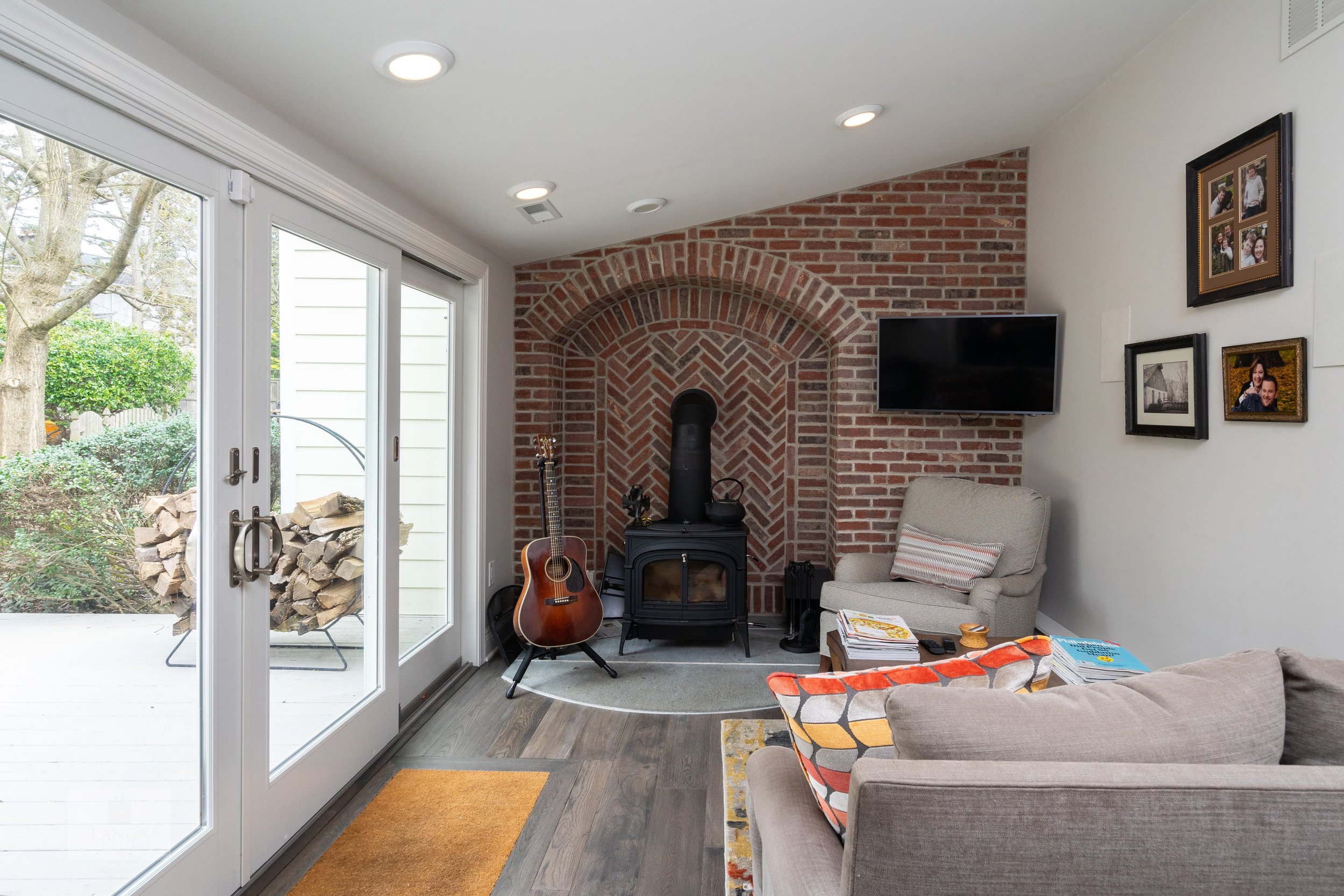 Crescent Ave Sunroom_social2a-min.jpg