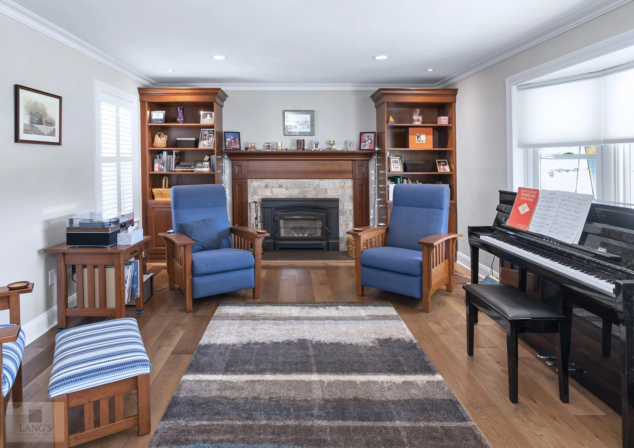 Theonnes living room design 1_social4-min.jpg