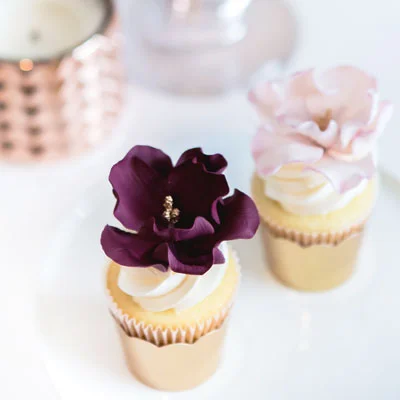 cupcakes-table-e.jpg