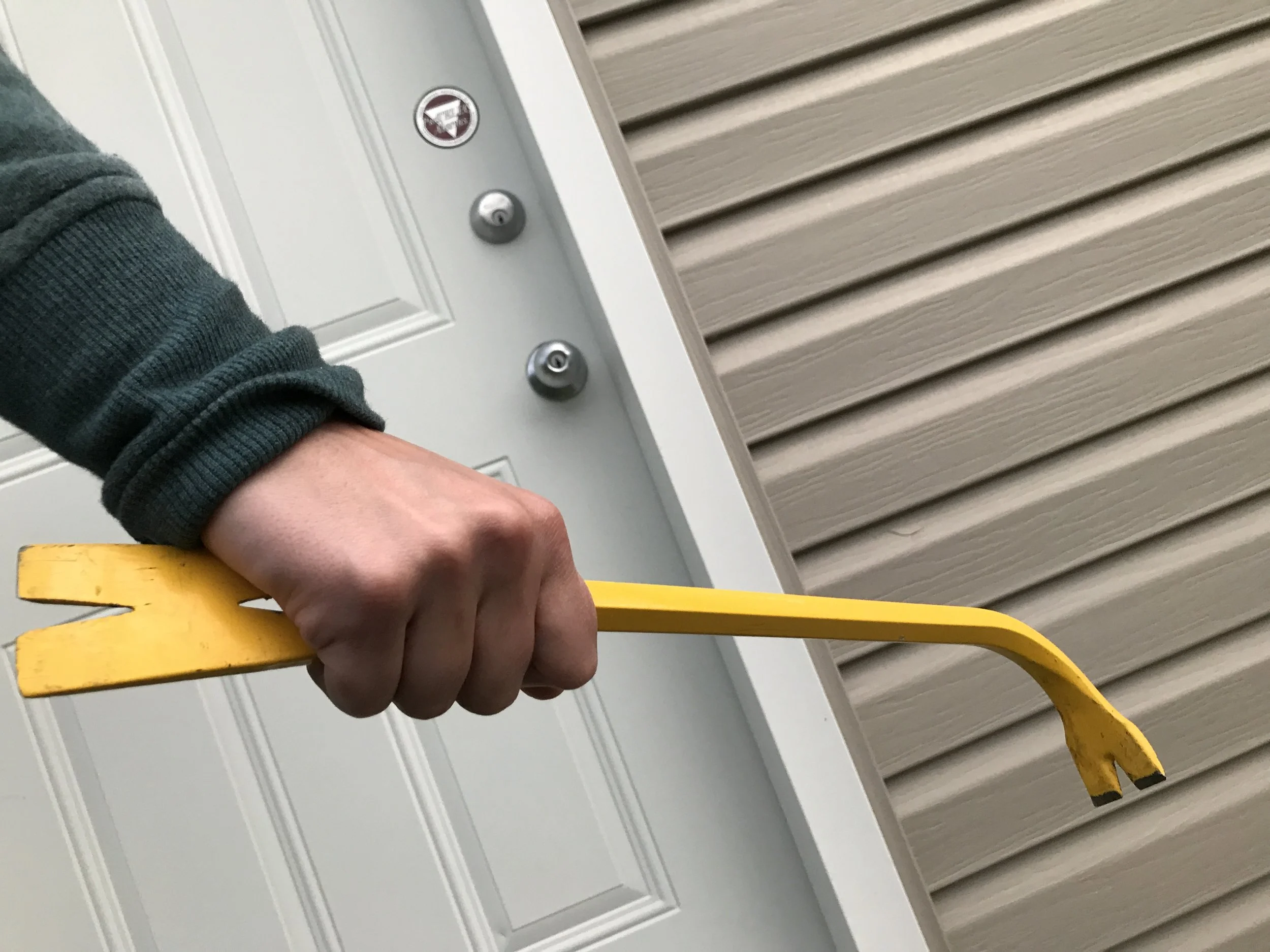 Preventing a Break and Enter in Your Home: Tips From a Criminal Defence Lawyer