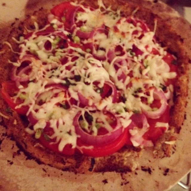 Cauliflower%20Pizza%20Crust.jpg