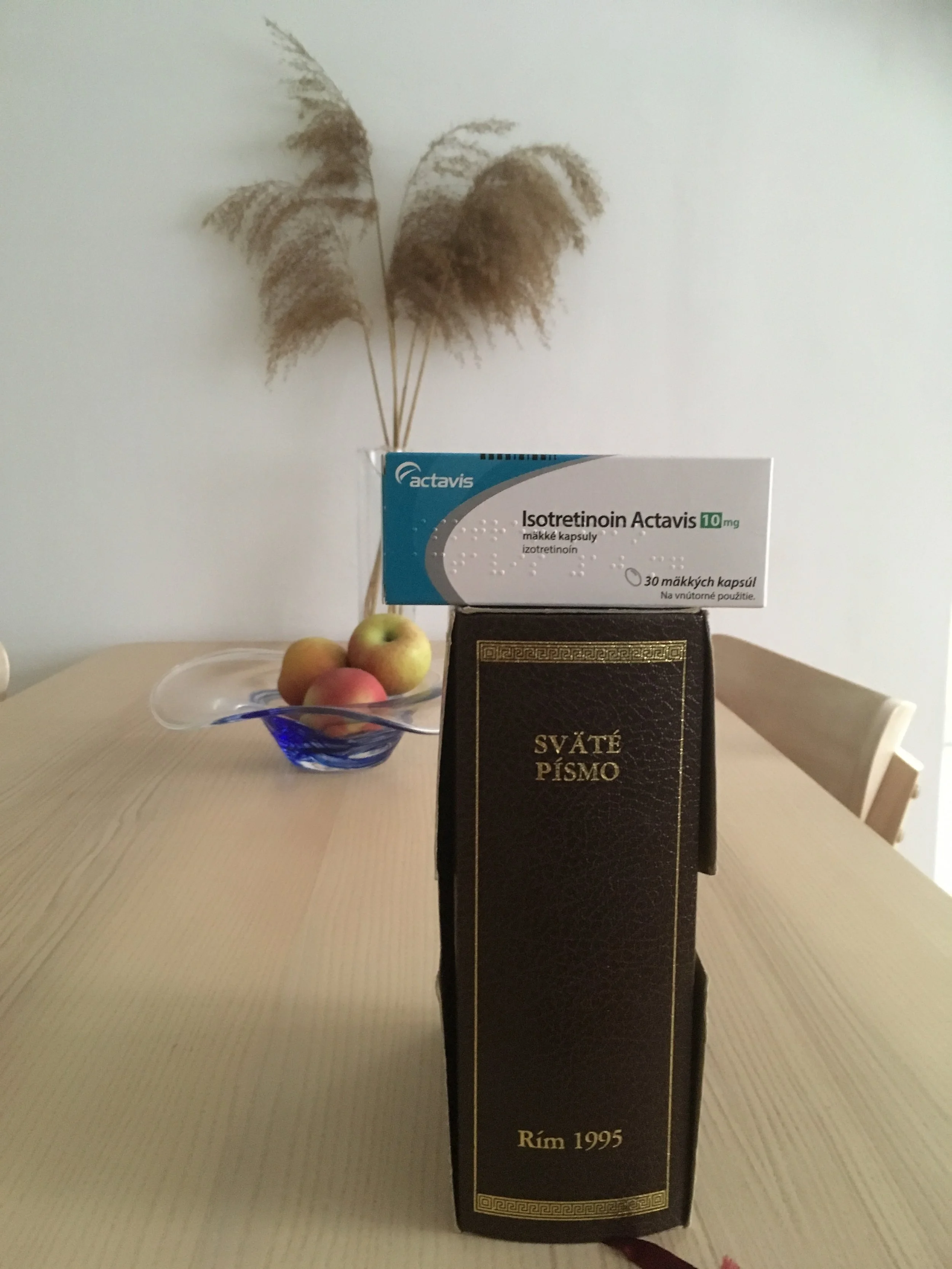 Všetko o izotretinoíne