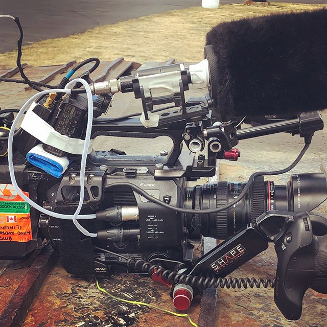 The Sony Fs7 one man band set-up. Complete with stereo mic, two channel wireless, zacuto eye piece, shape handle and le piece de resistance, a custom designed content crystal.