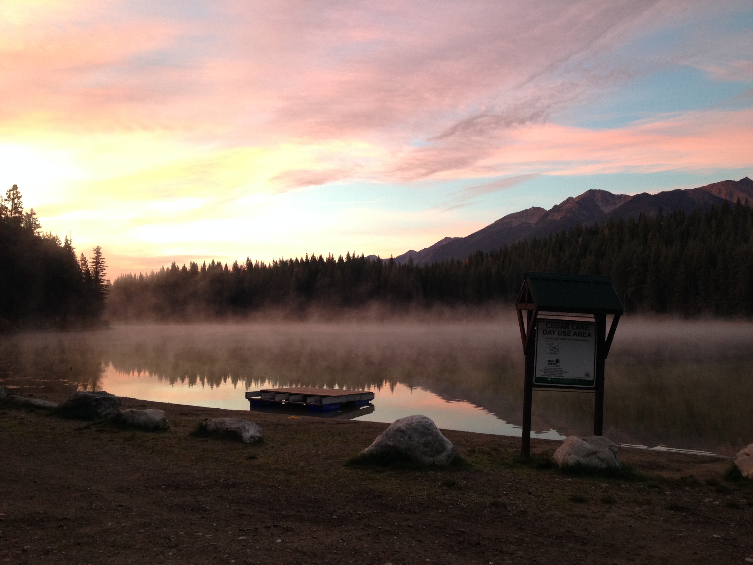 Cedar Lake at dawn, before our hot-hot Friday run.