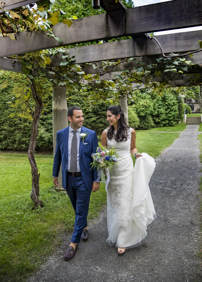 a20160910-172231a - Tanglewood - Rosenthal Nayer Wedding - Family Portraits - Julia Bennett.jpg