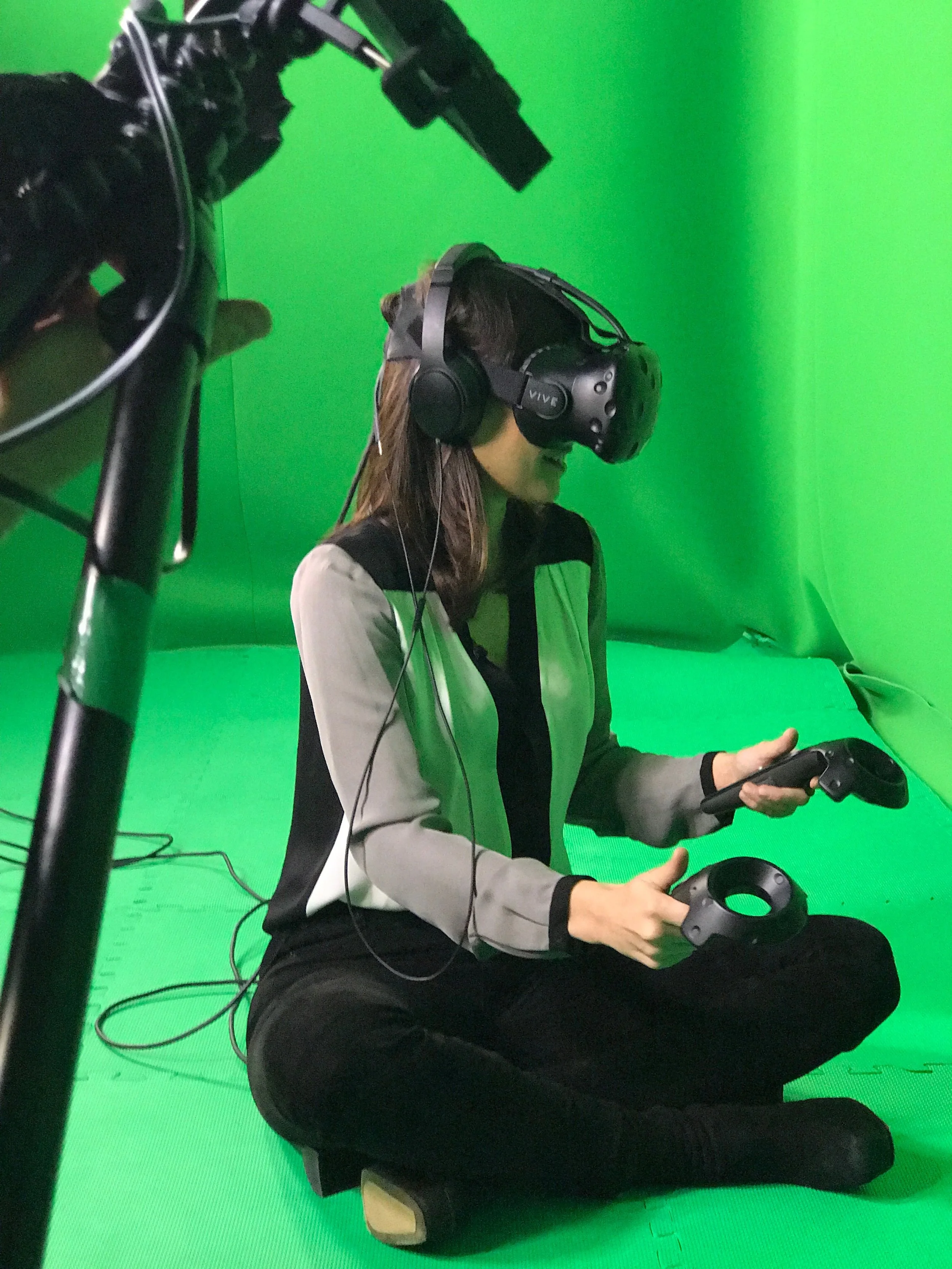 Host, Laurie Segall joins a group of online gamers in virtual reality.